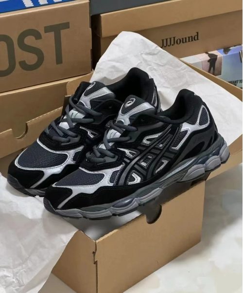 Asics GT-2160 Chunky Running Sneakers Black and Silver