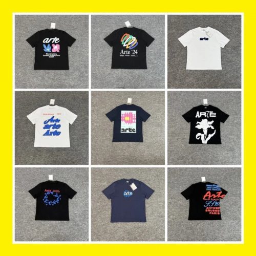 Arte Antwerp Arte Graphic Print Streetwear T-Shirt Multicolor
