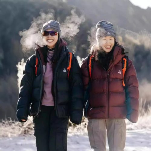 Nike ACG Puffer Warm Winter Jacket Black and Burgundy
