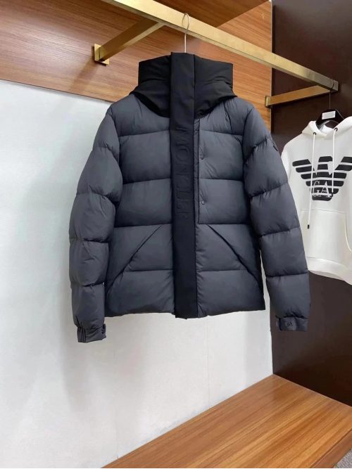 Moncler Puffer Down Jacket Black