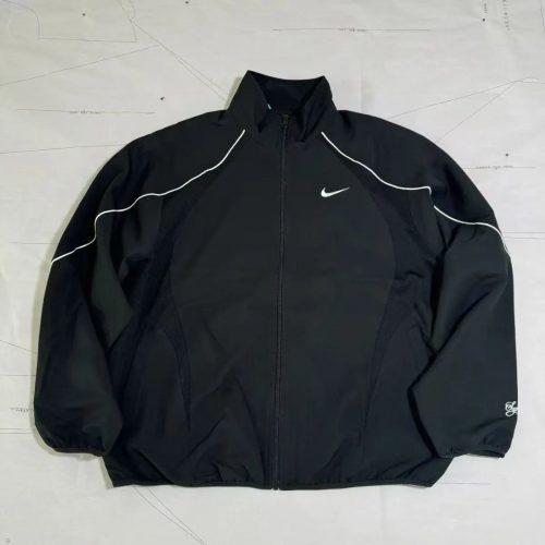Nike Track Jacket Sporty Zip-Up Jacket Black