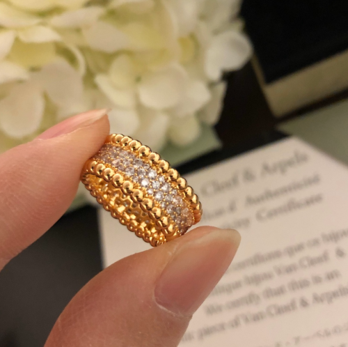 Van Cleef & Arpels VCA Perlee Diamond Ring Elegant Gold Band Gold