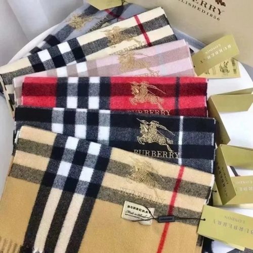 Burberry Check Cashmere Scarf Classic Winter Accessory Multicolor