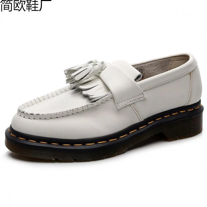 开边珠白色(3cm) 开边珠白色(3cm)