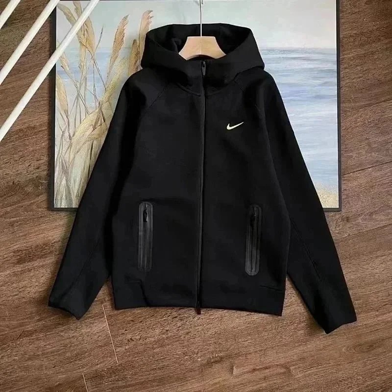 030214020-Black Hoodie 030214020-Black Hoodie