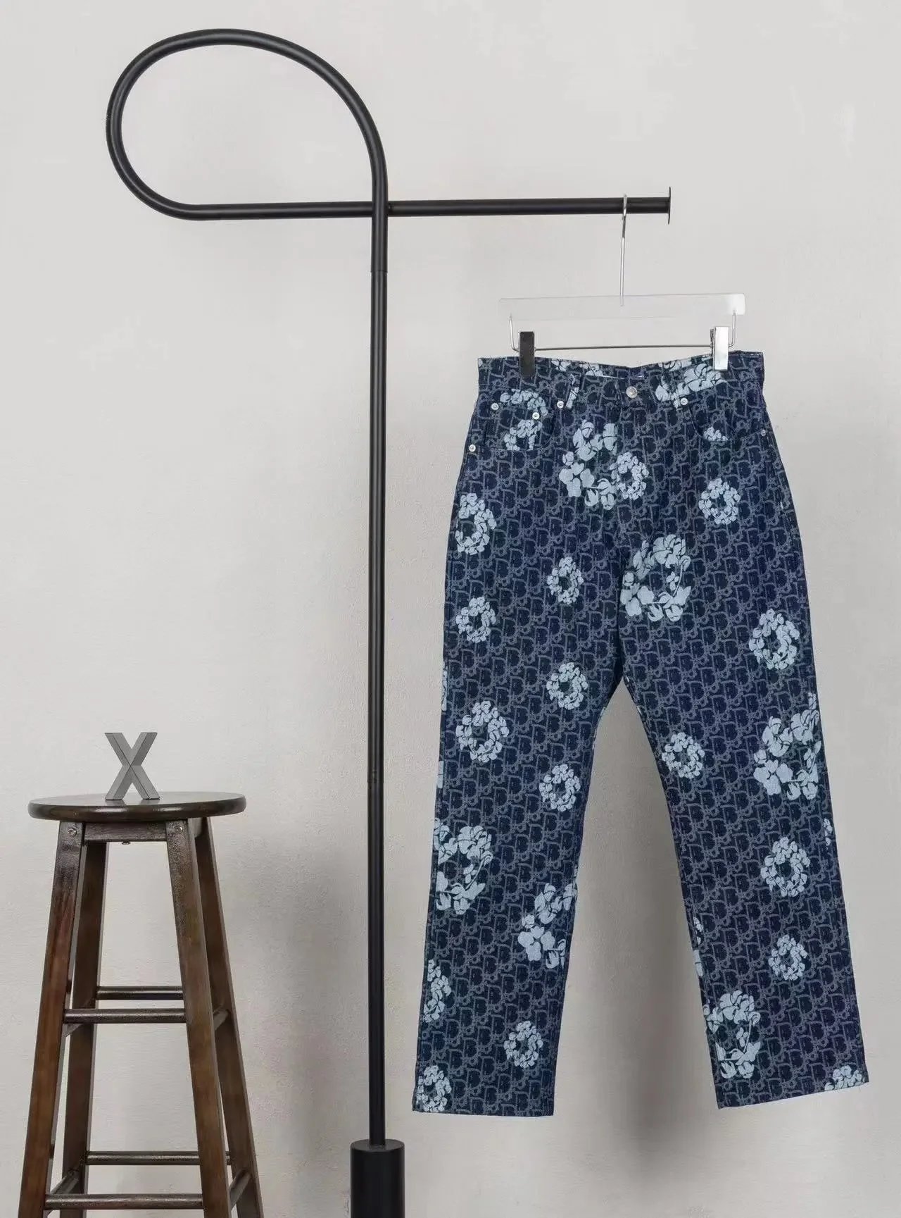 28 28