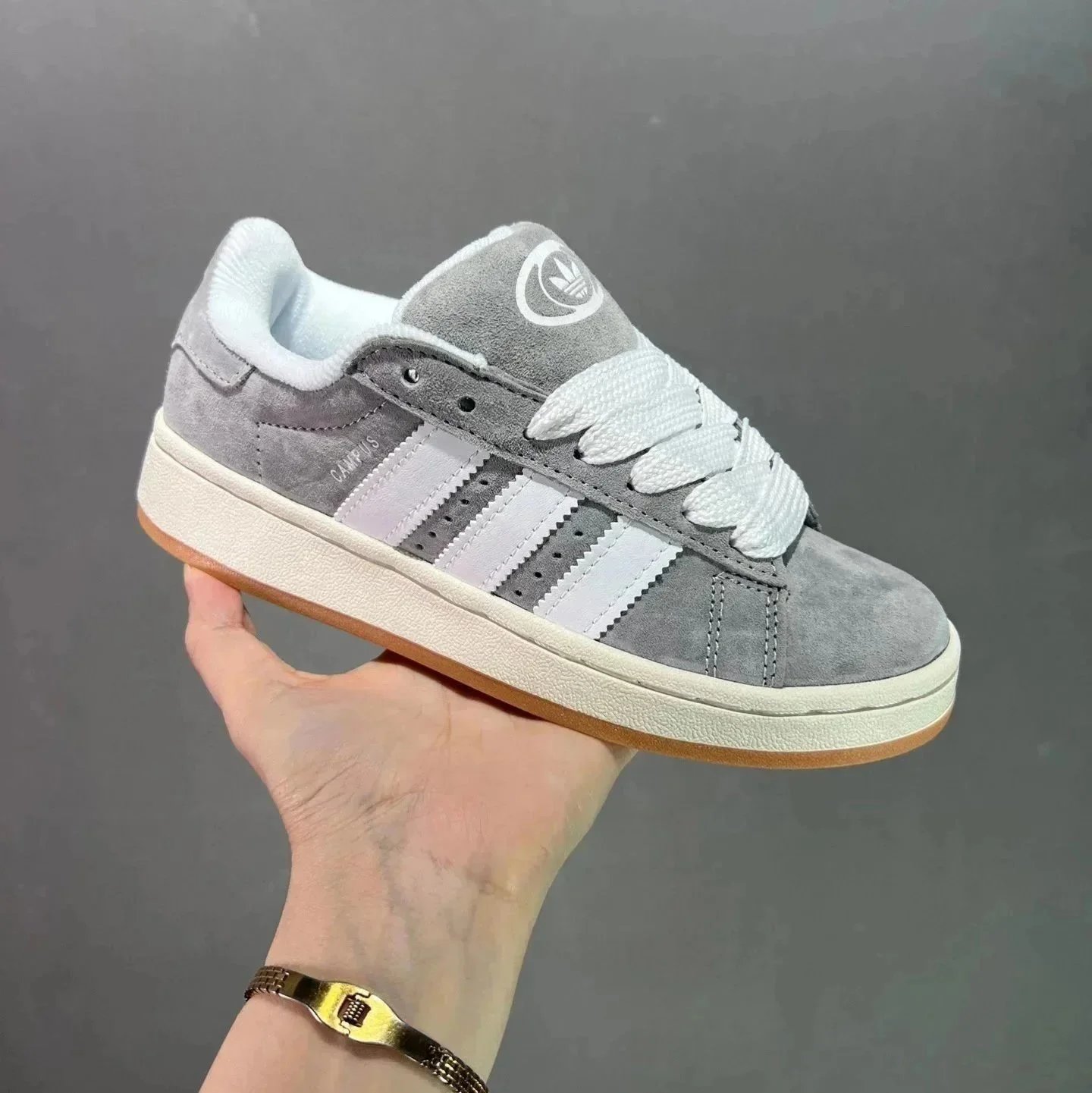Grayish white Grayish white