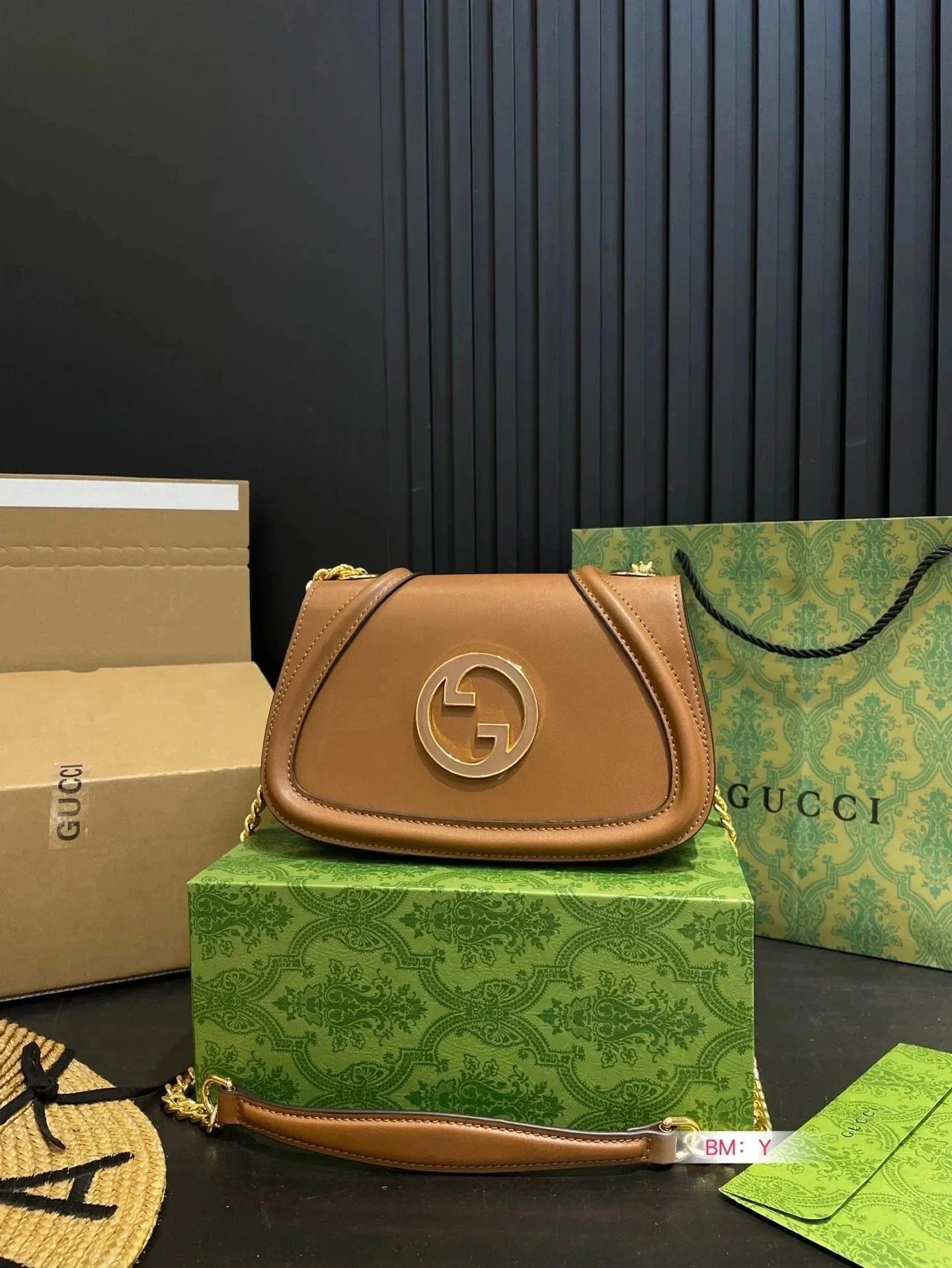 35 35