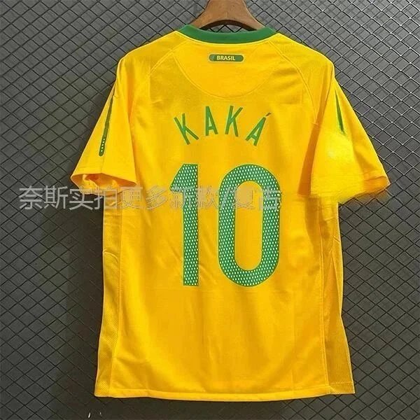 2010巴西主场 定制印10号卡卡 2010巴西主场 定制印10号卡卡