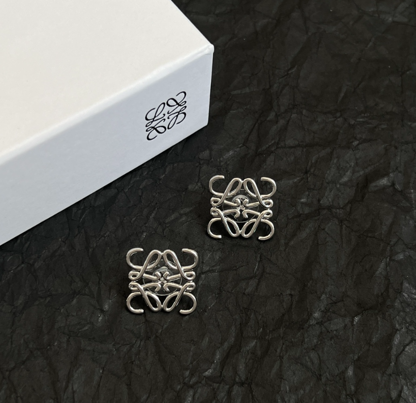 18 18
