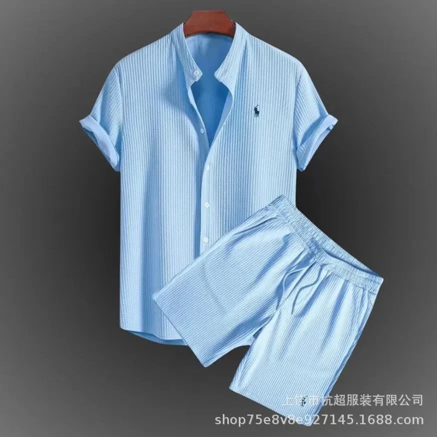 天蓝色 天蓝色
