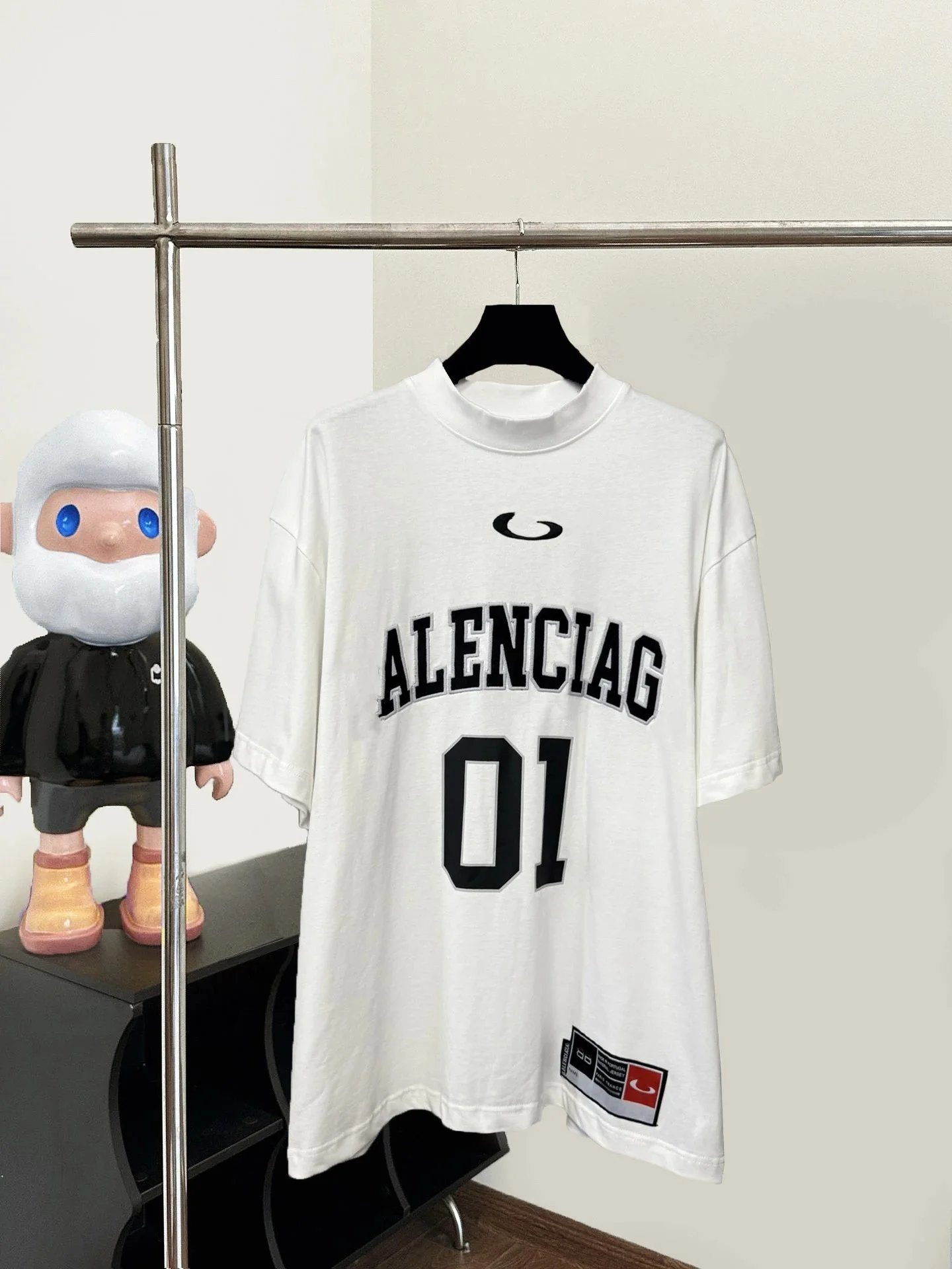 白 白
