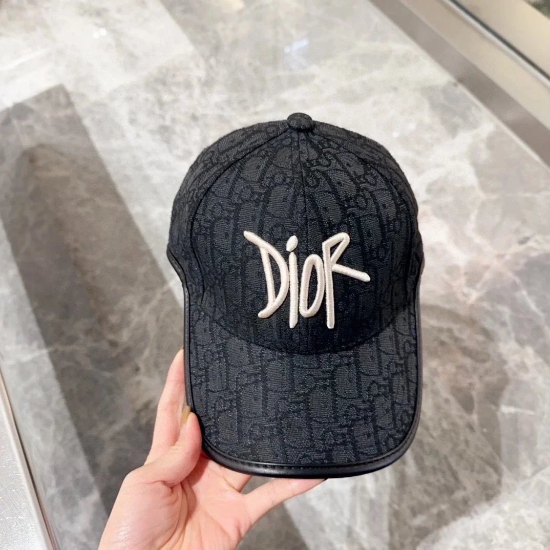 01 01