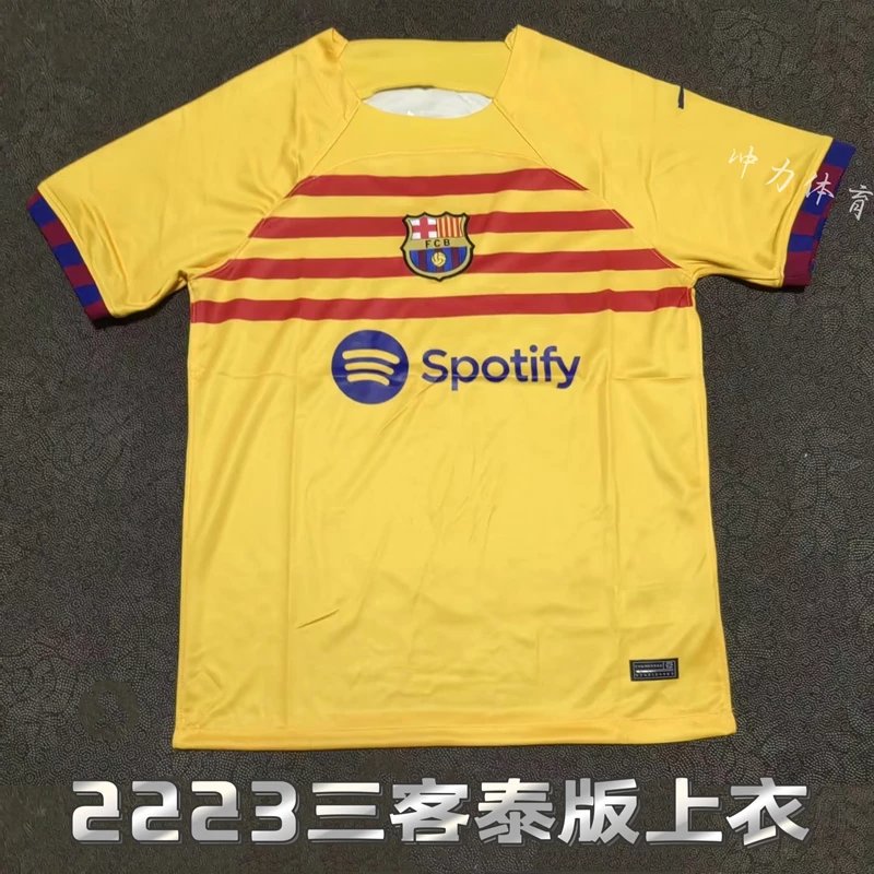 2223三客上衣