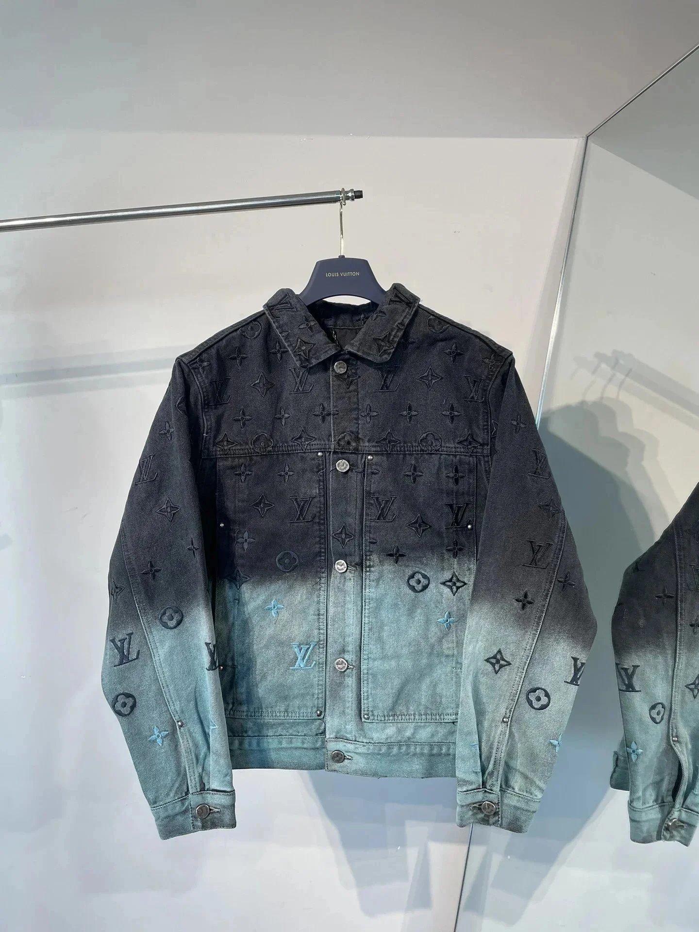 ZA005-Top