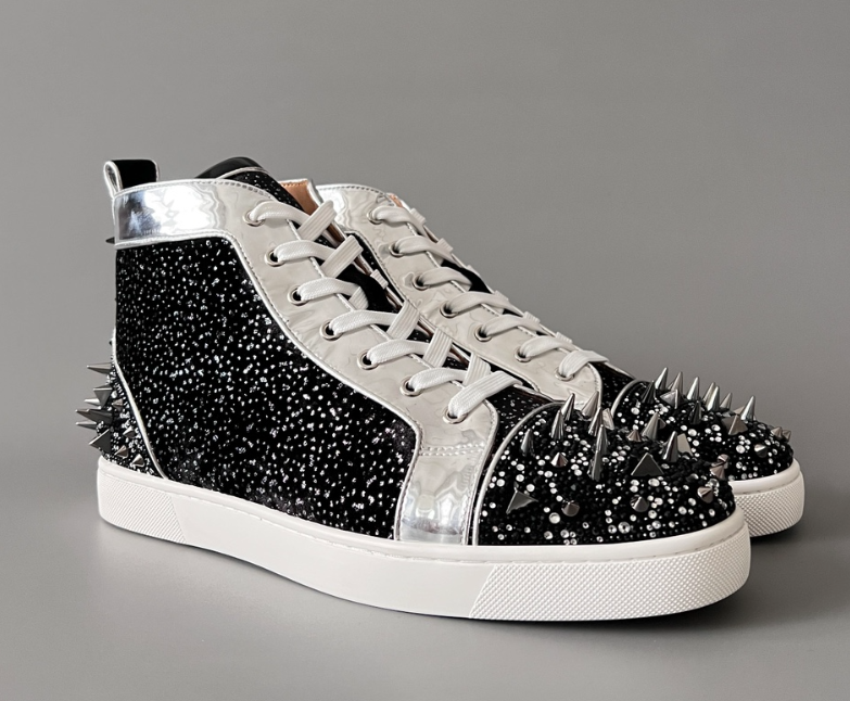 High-top 22