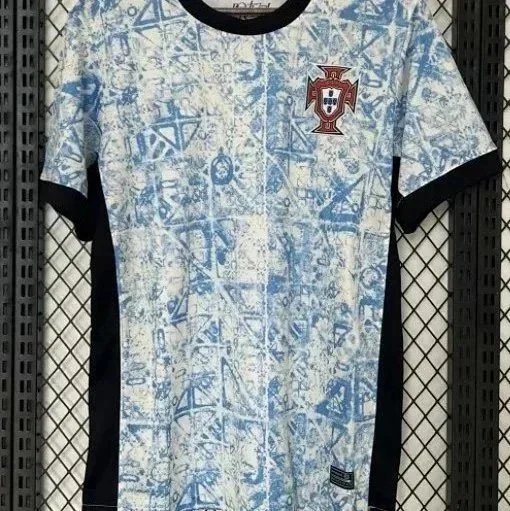 24–25 Portugal away game