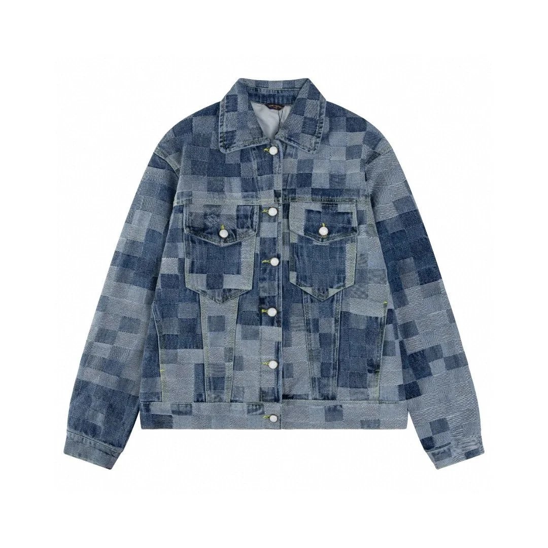 4 4