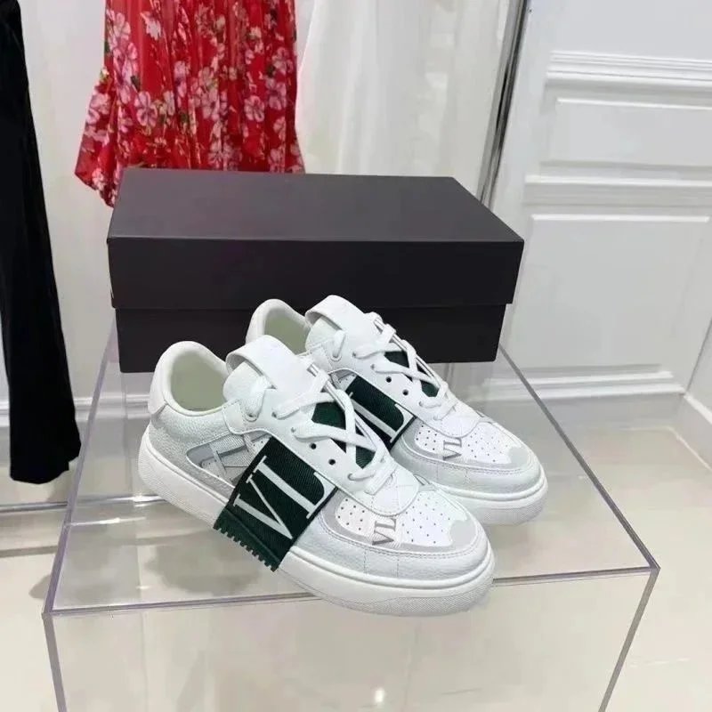 8 8