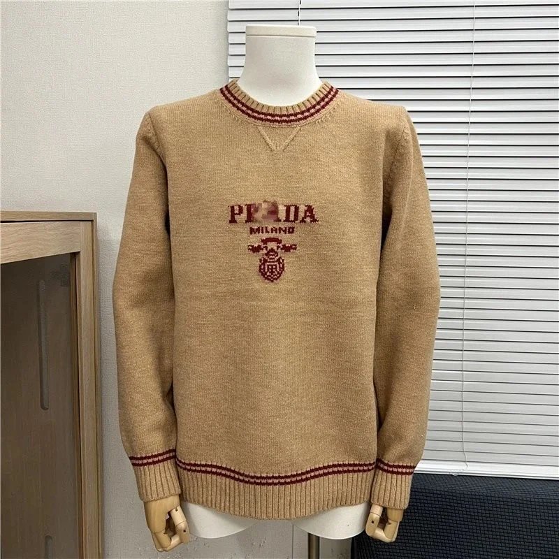 Prada 19 Prada 19