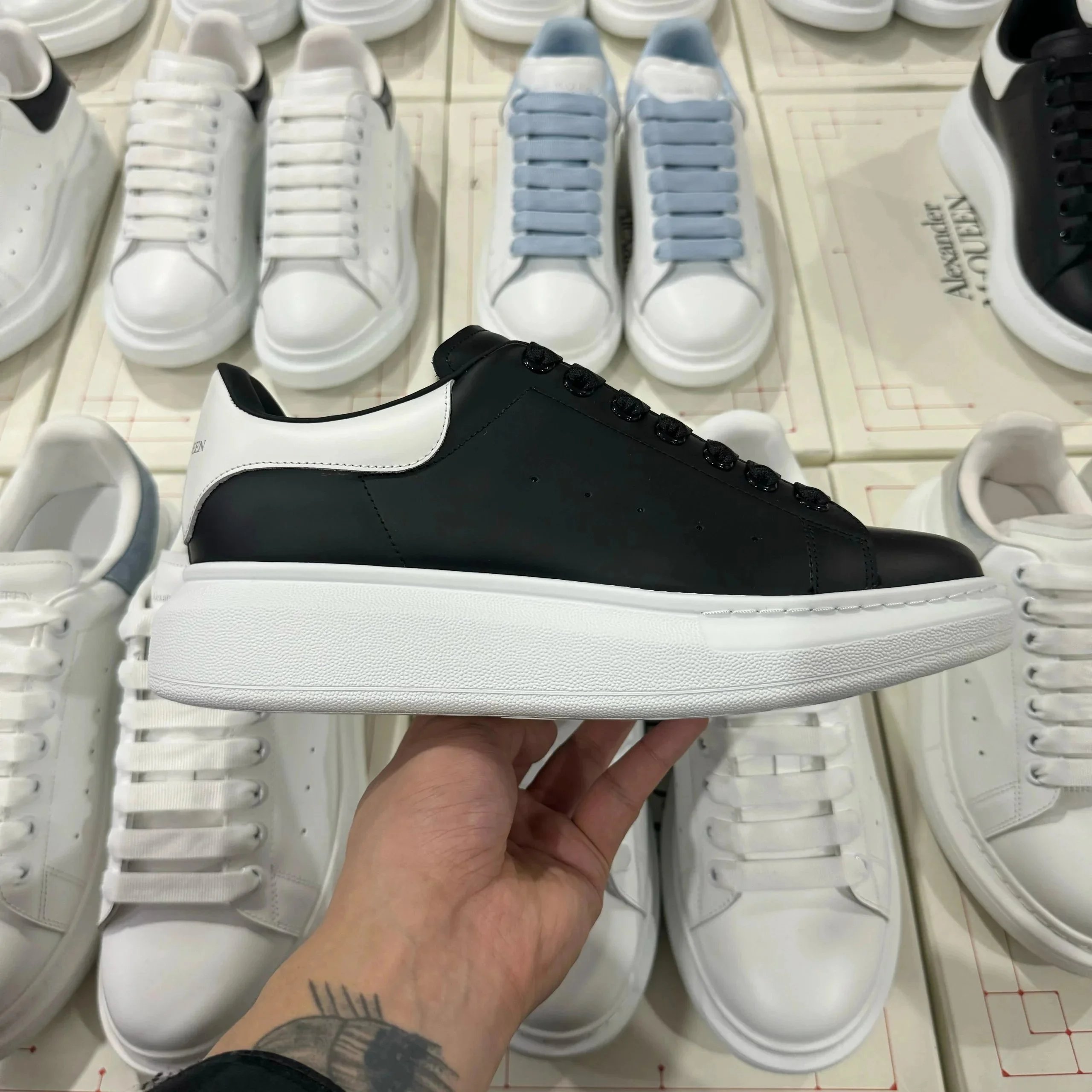 黑白皮尾 黑白皮尾