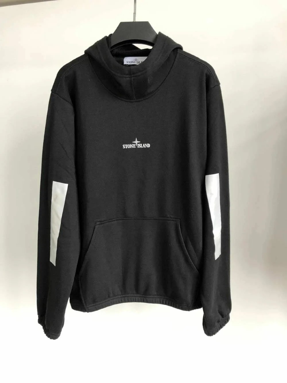 4 4