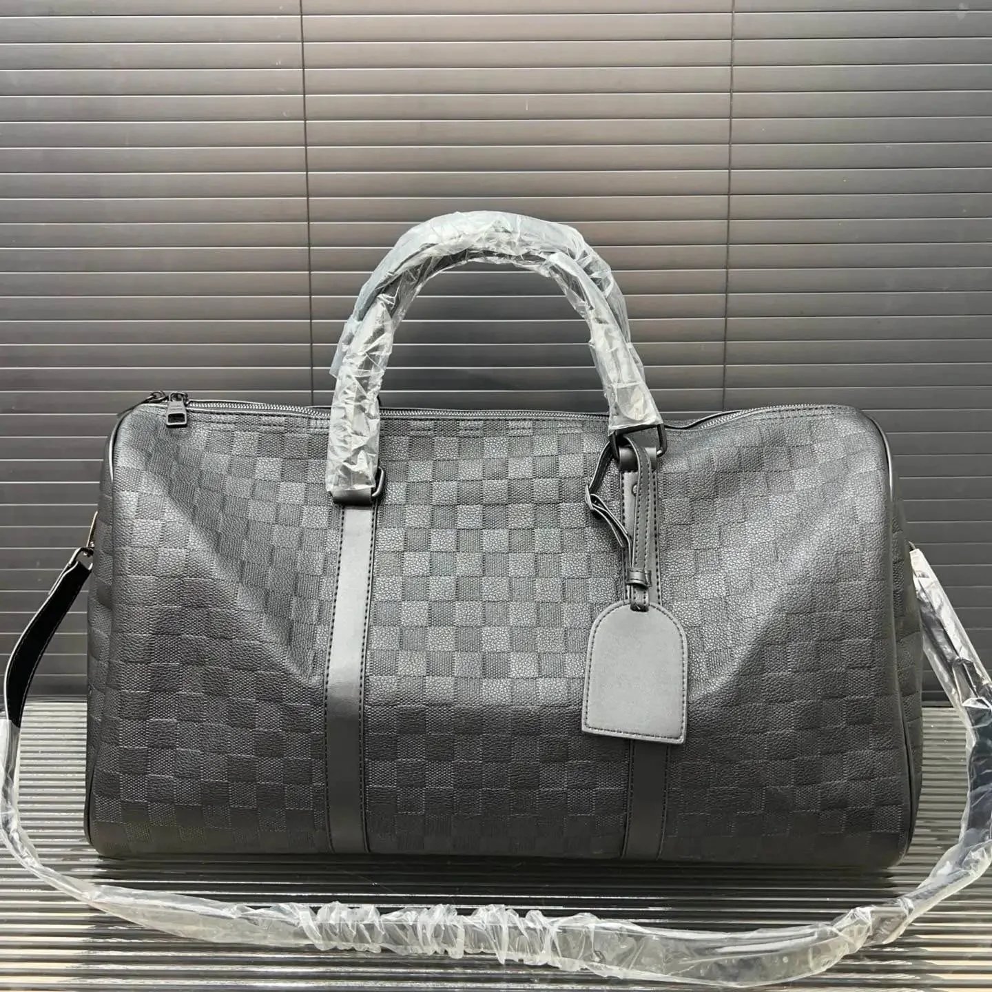 18 18