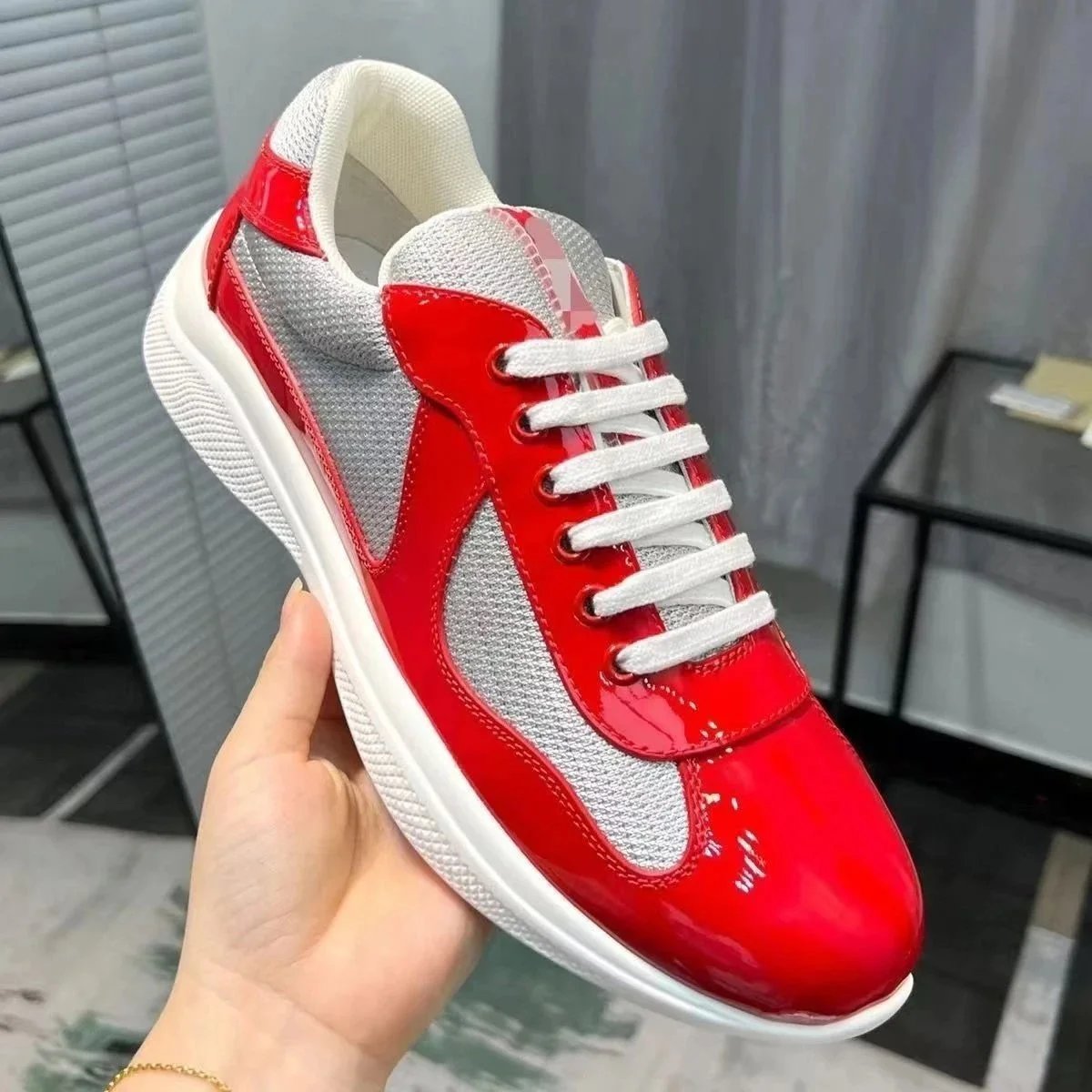 018 018