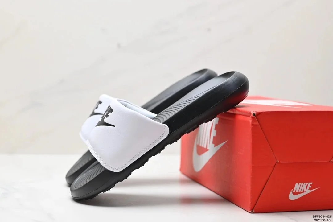 9 9