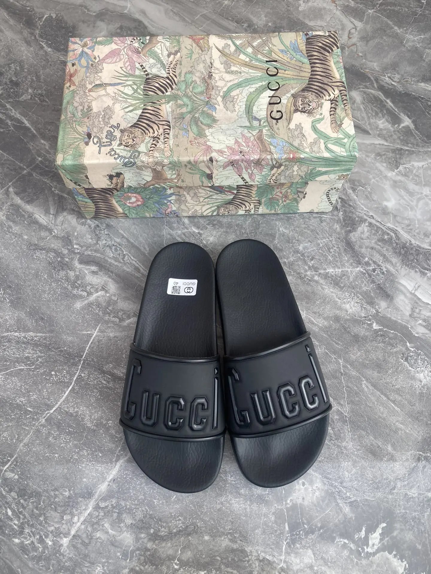 9 9