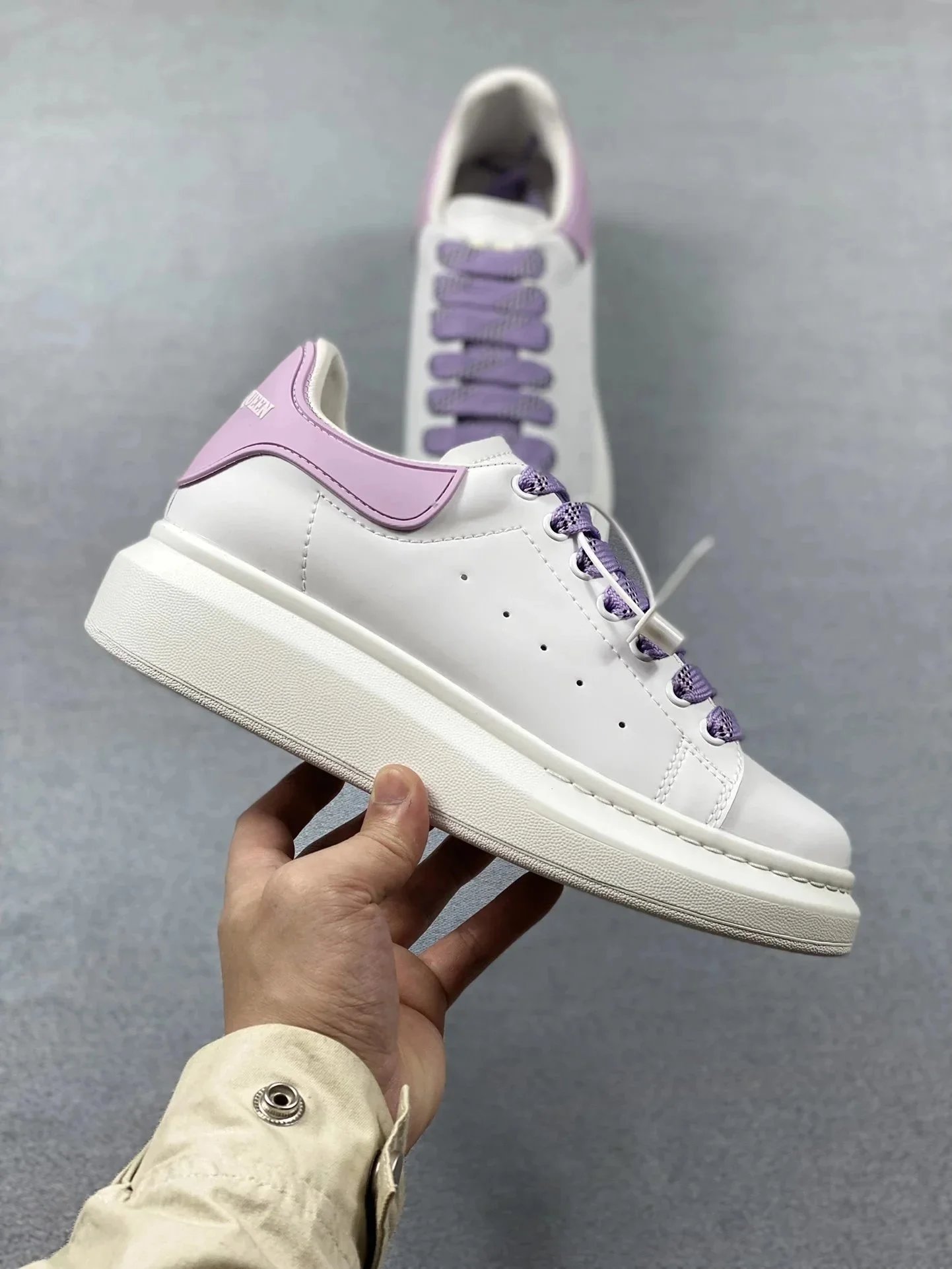 8 8