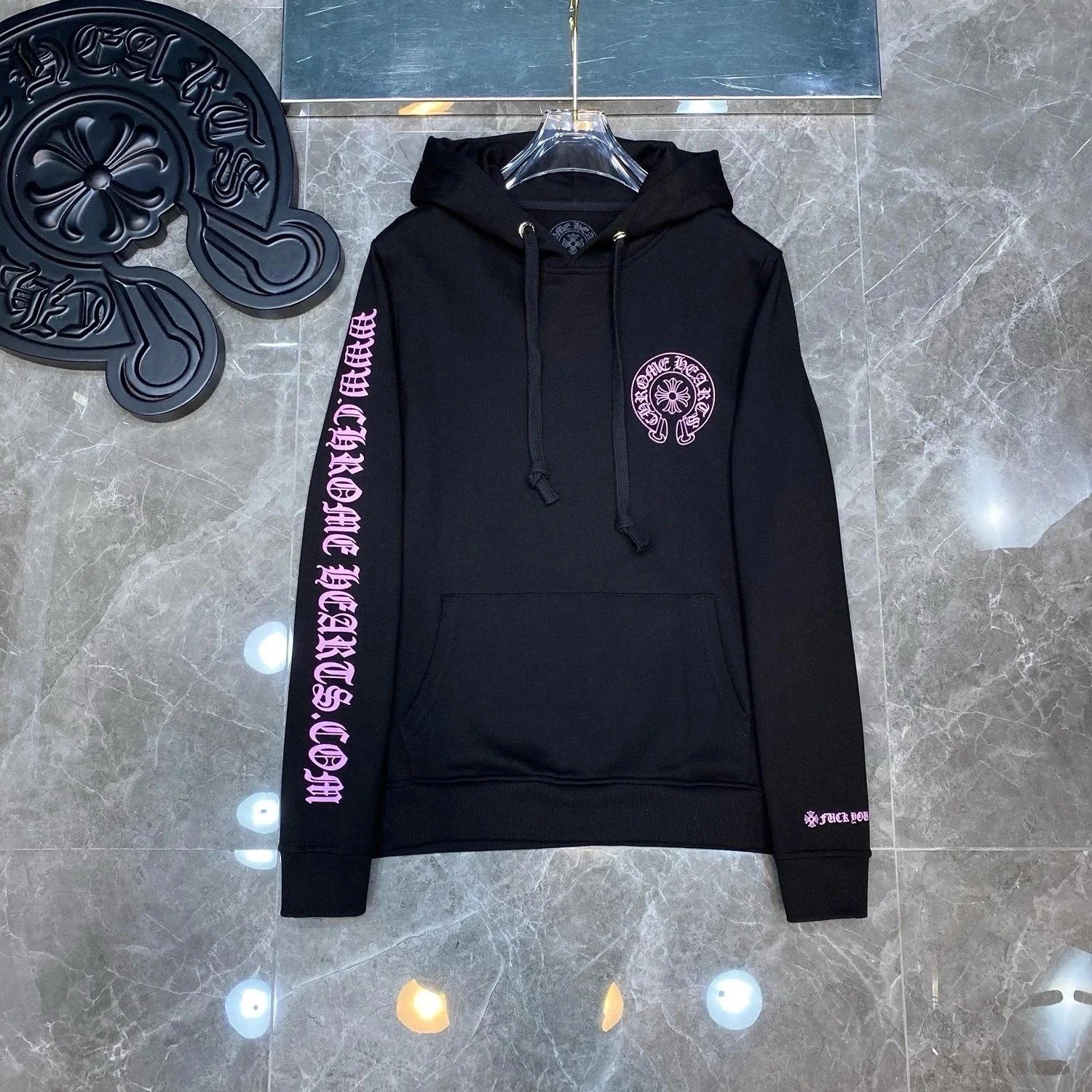01 01