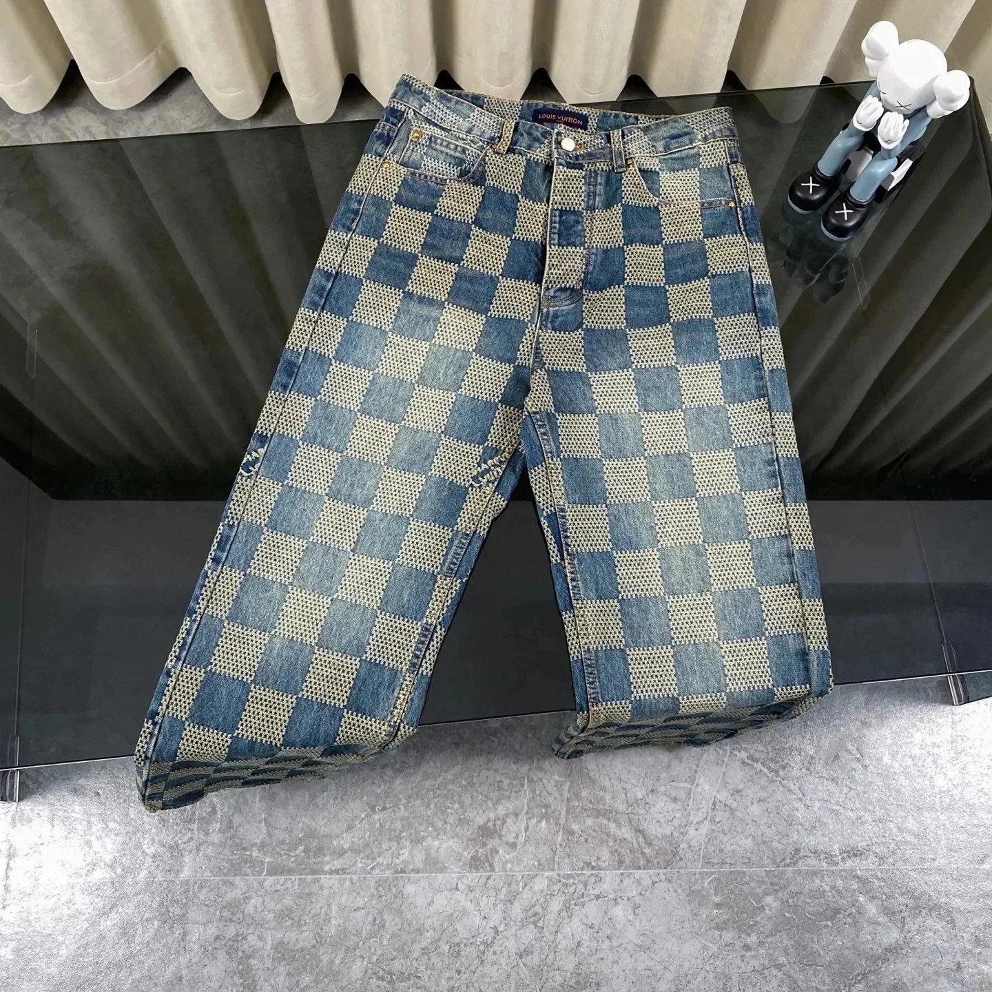 02 02