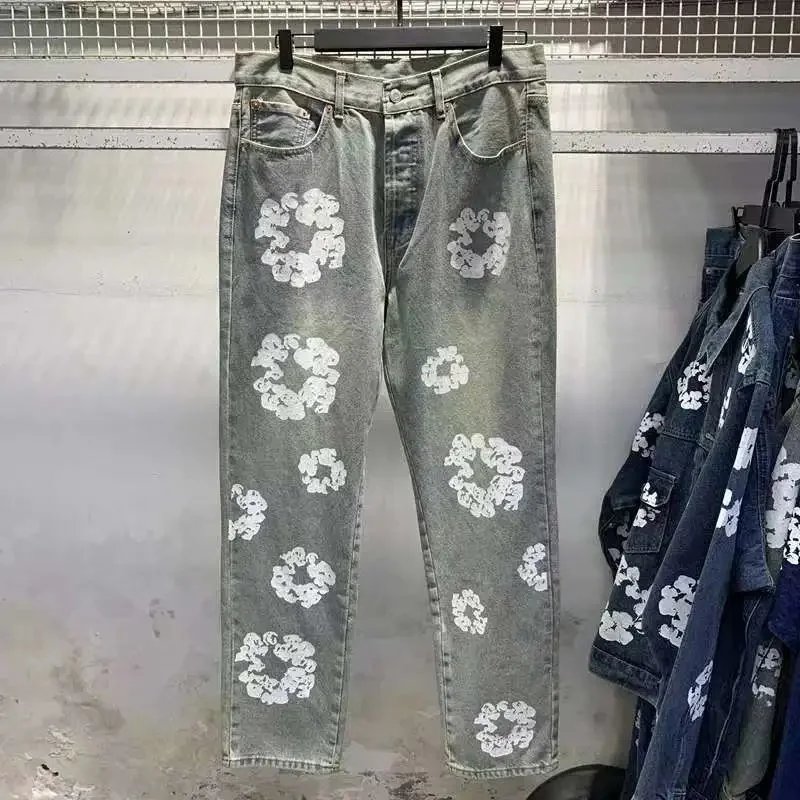 9 9