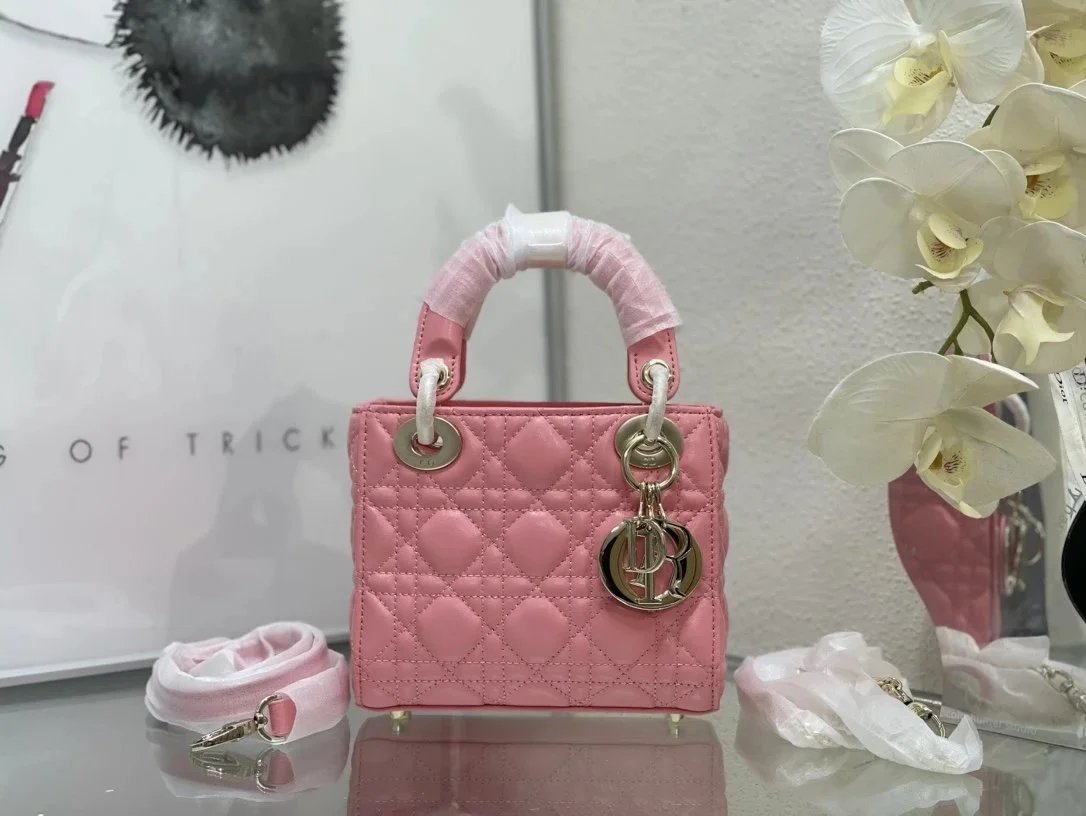 17 x 7.5 x 14 17 x 7.5 x 14