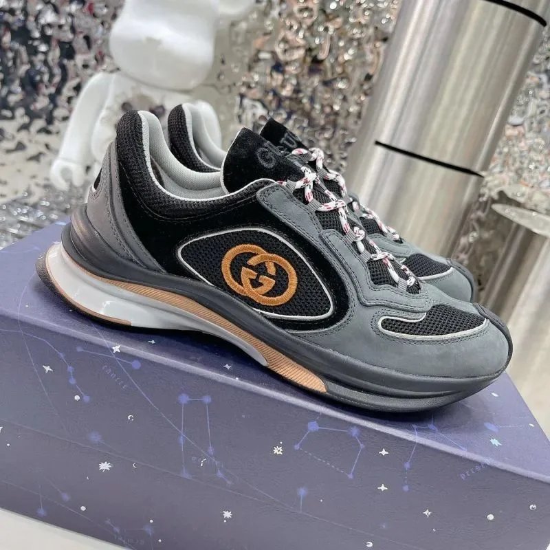 9 9