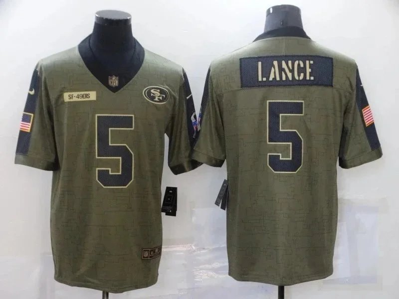 3 3