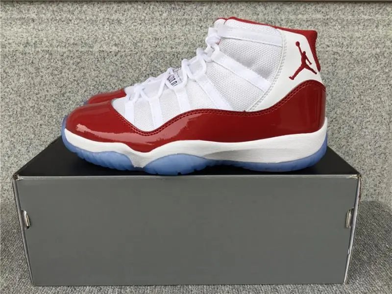 3 3