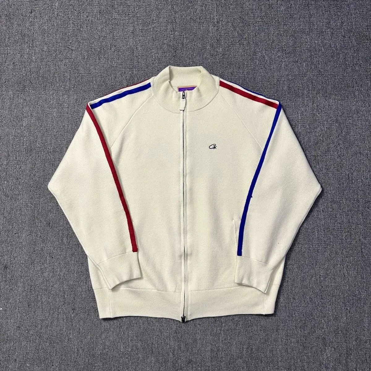 Khaki Khaki