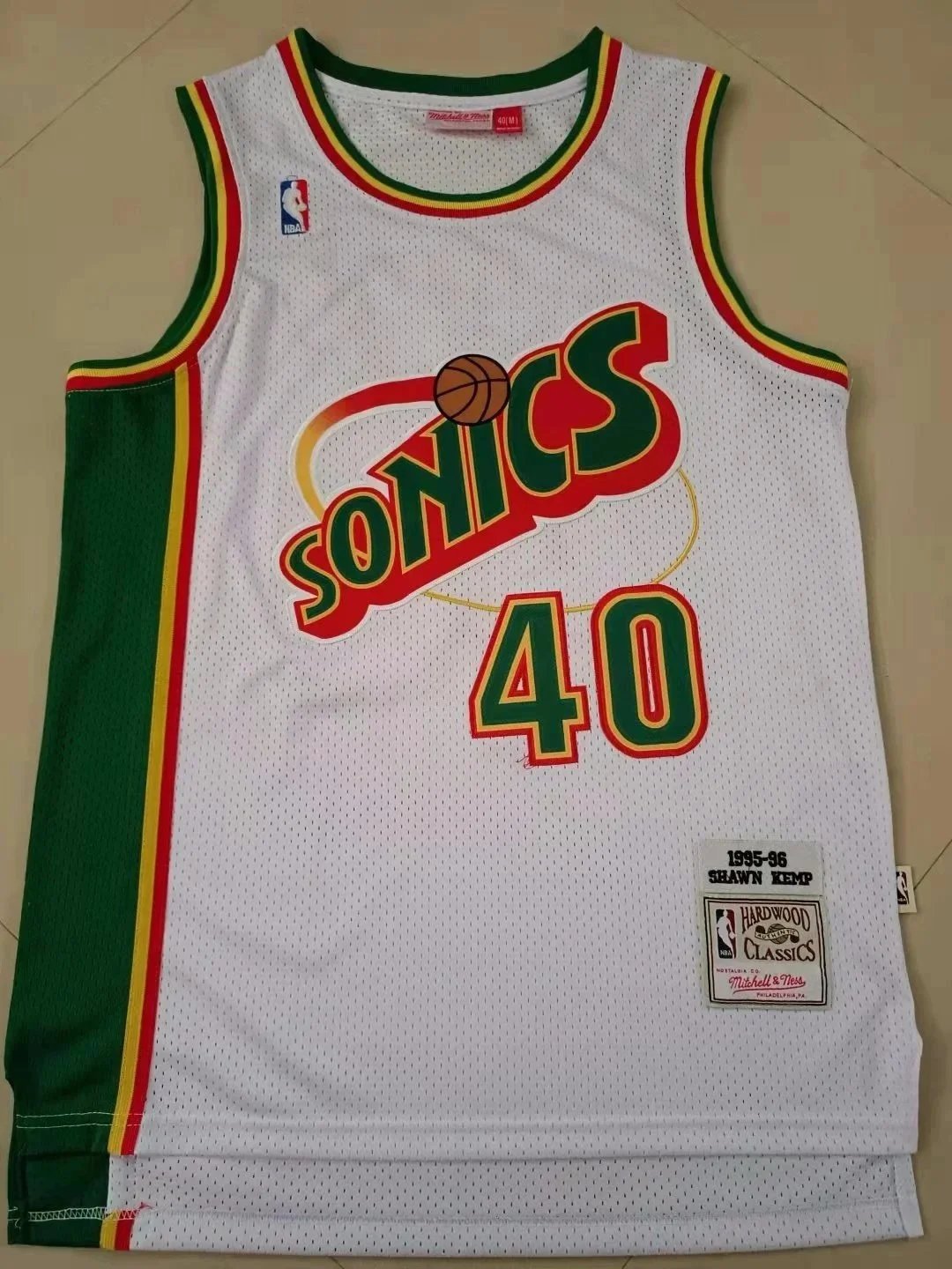 9 9